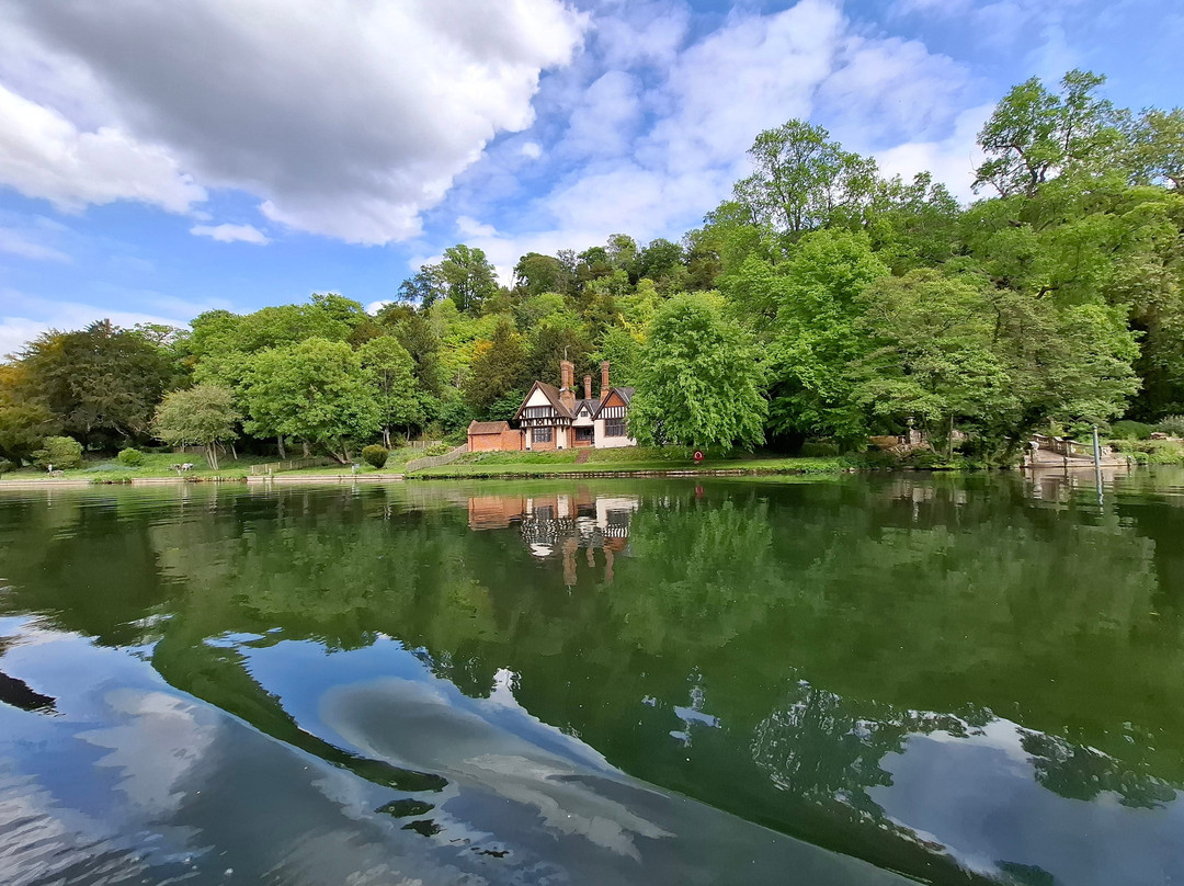 Boating at Cliveden-塔普洛必去景点