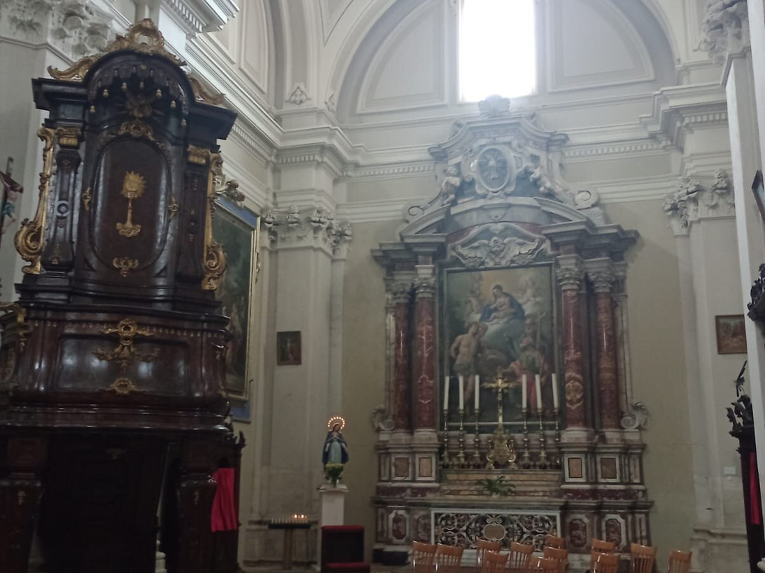 Basilica di Santa Maria Assunta-Castel di Sangro必去景点