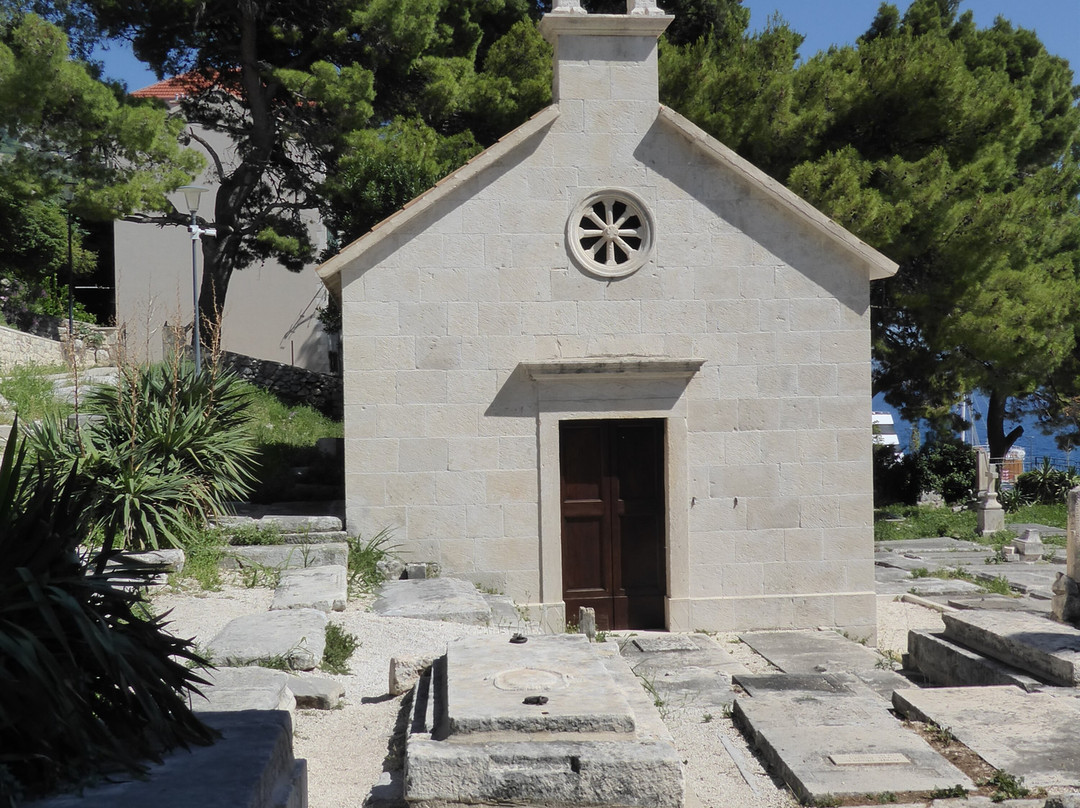 Church Of The Lady Of The Snow-奥米斯必去景点