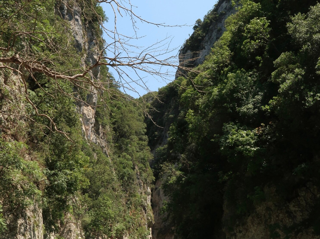 Acheron River-帕尔加必去景点