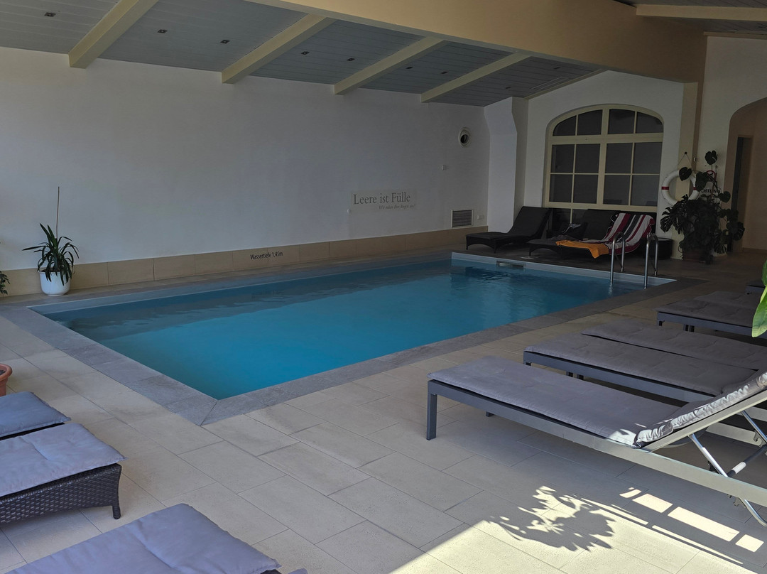 兰迪戴尔酒店主图