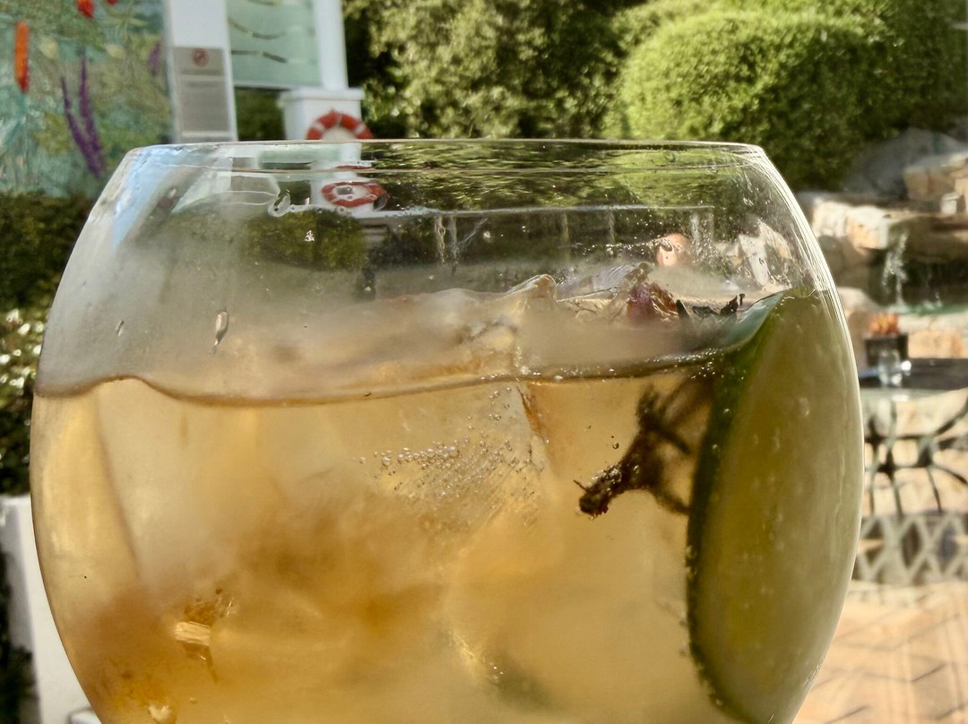 十二使徒酒店主图