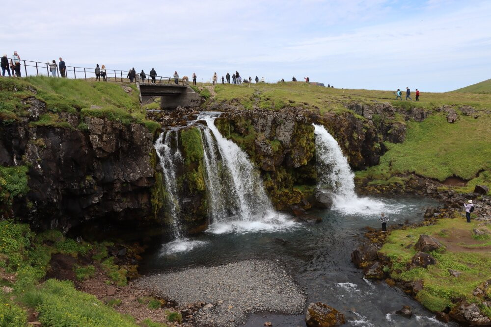 Kirkjufellsfoss-格伦达菲厄泽必去景点