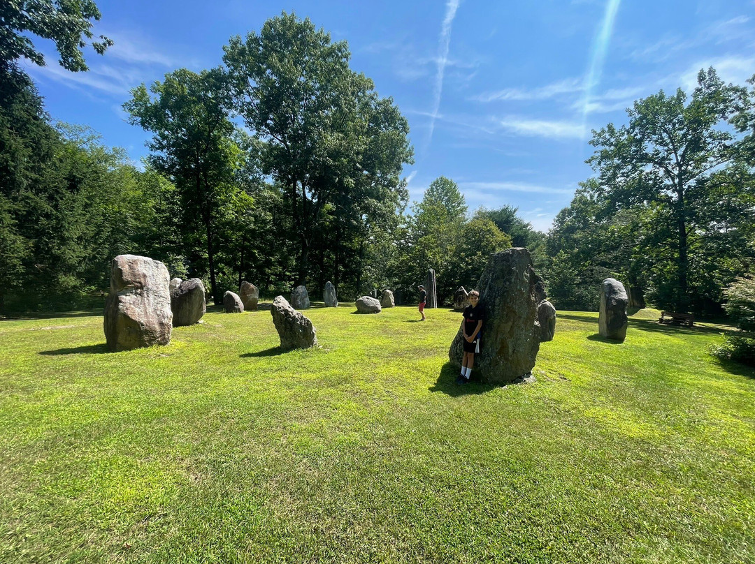 Columcille Megalith Park-班戈必去景点