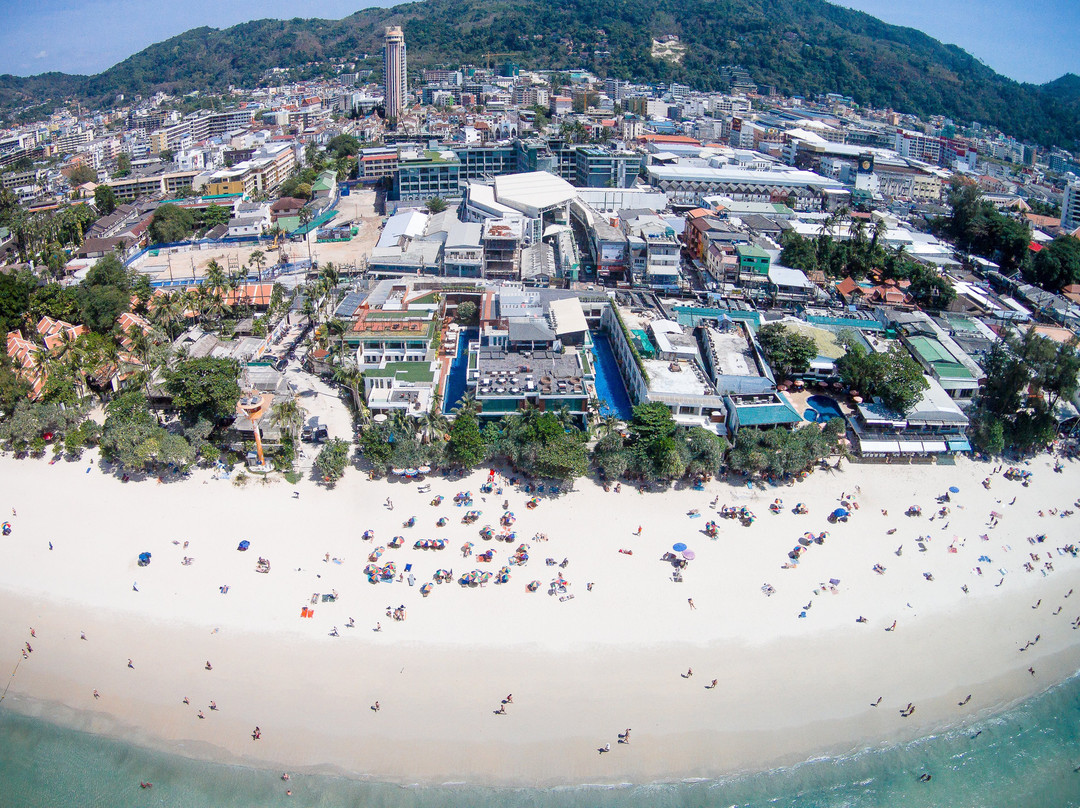 芭东海滩酒店住宿-拉芙罗拉度假村