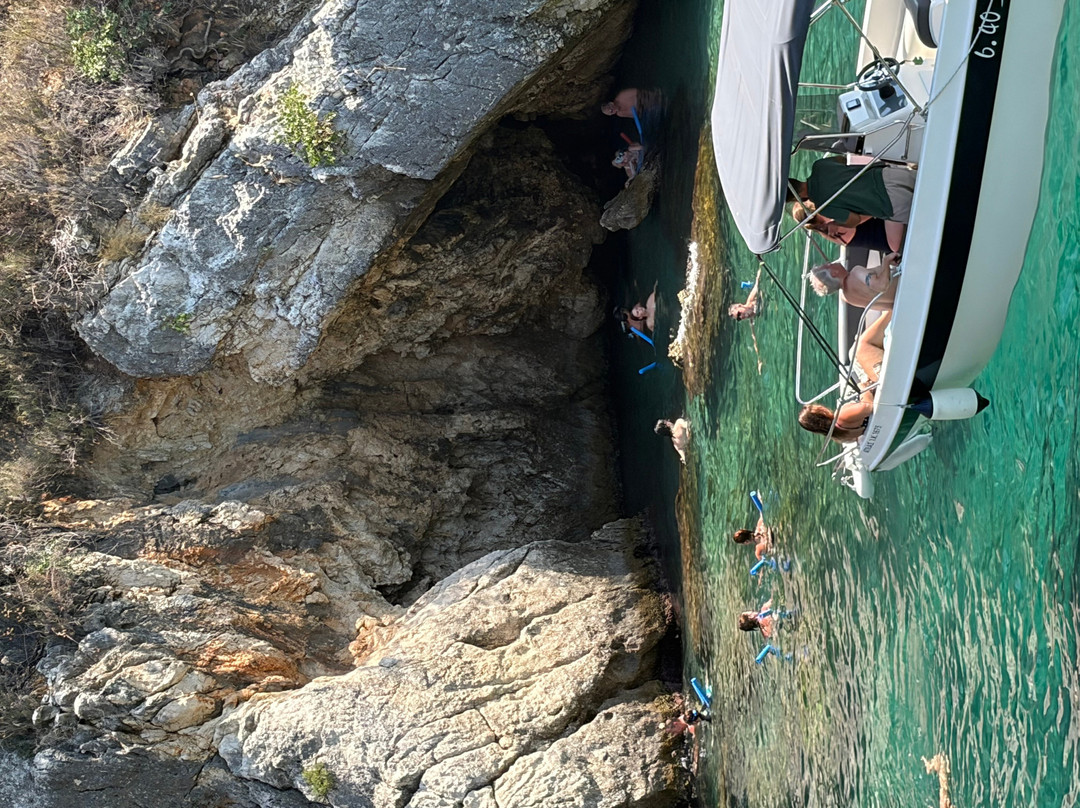 Madalena Boat Trips-Gouvia必去景点