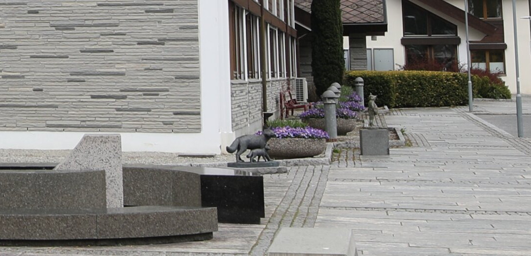 Statue du Renard avec son petit de Skule Waksvik