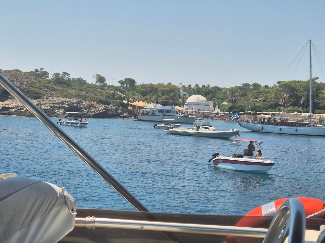 Prestige Yachts In Rhodes-罗德城必去景点