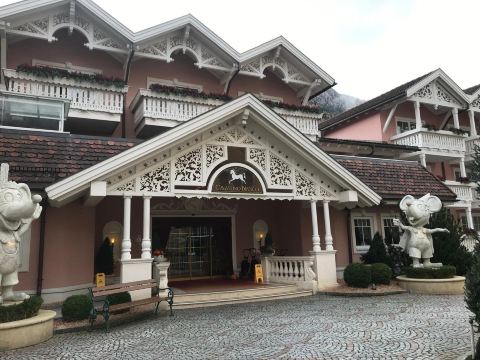卡瓦利诺比安科家庭温泉大饭店-旅行者