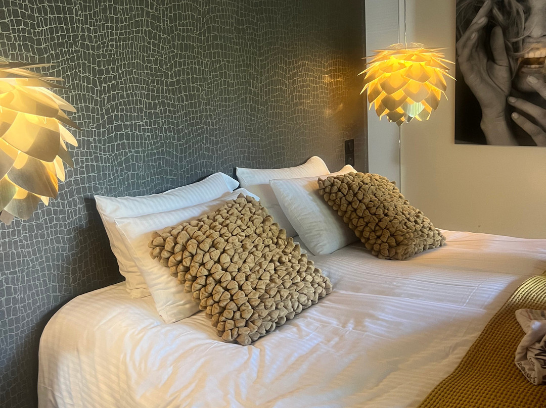 Bien Loin d'Ici Spa B&B主图