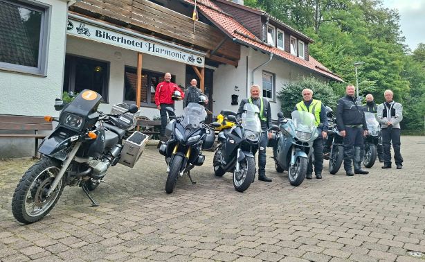 Biker Hotel Harmonie-度假村/酒店