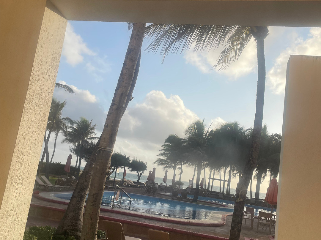 海滩公园海洋酒店主图