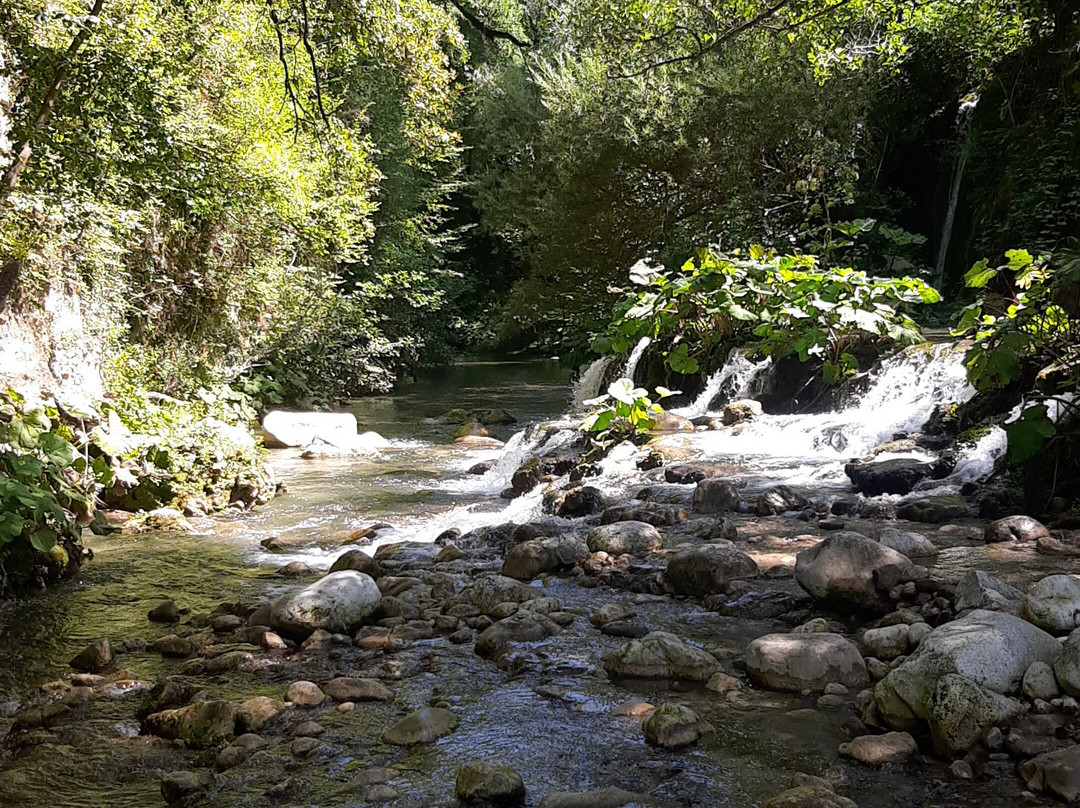 Cascata del Volturno-Castel San Vincenzo必去景点