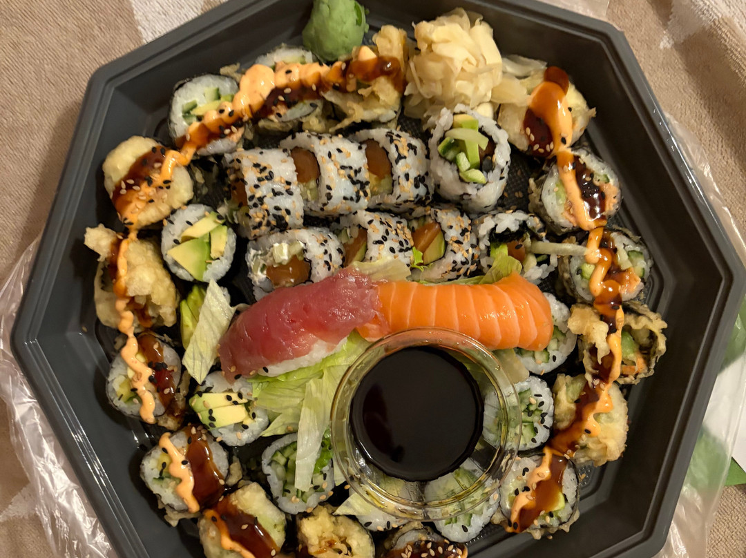 Boto Sushi & Thai Wok