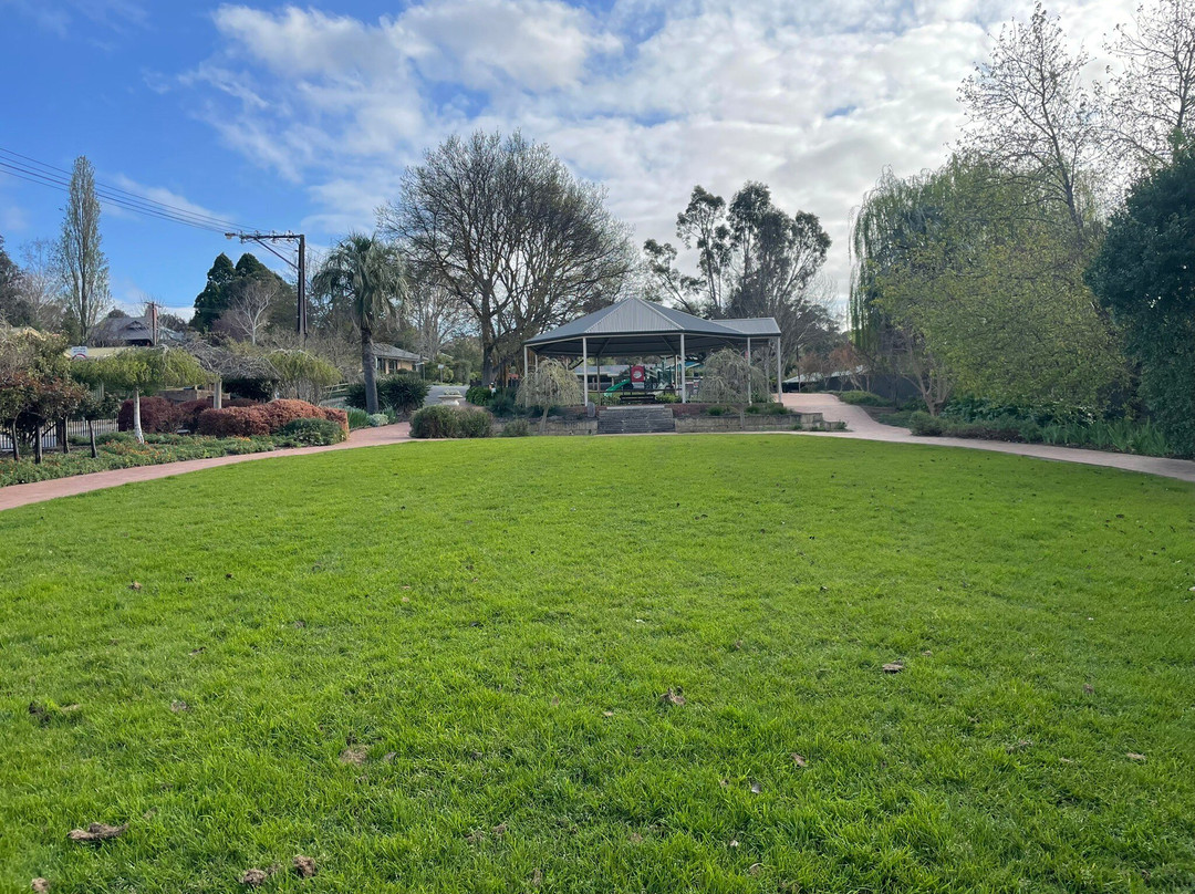 Pioneer Memorial Gardens-汉道夫德国村必去景点