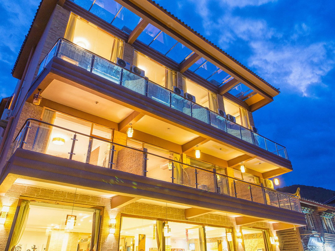 泸沽湖海境度假精品酒店主图