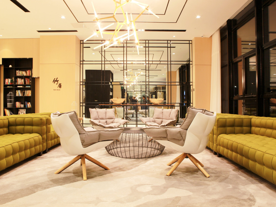 长兴亚朵酒店主图