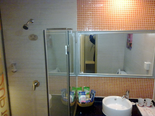 优品100酒店主图