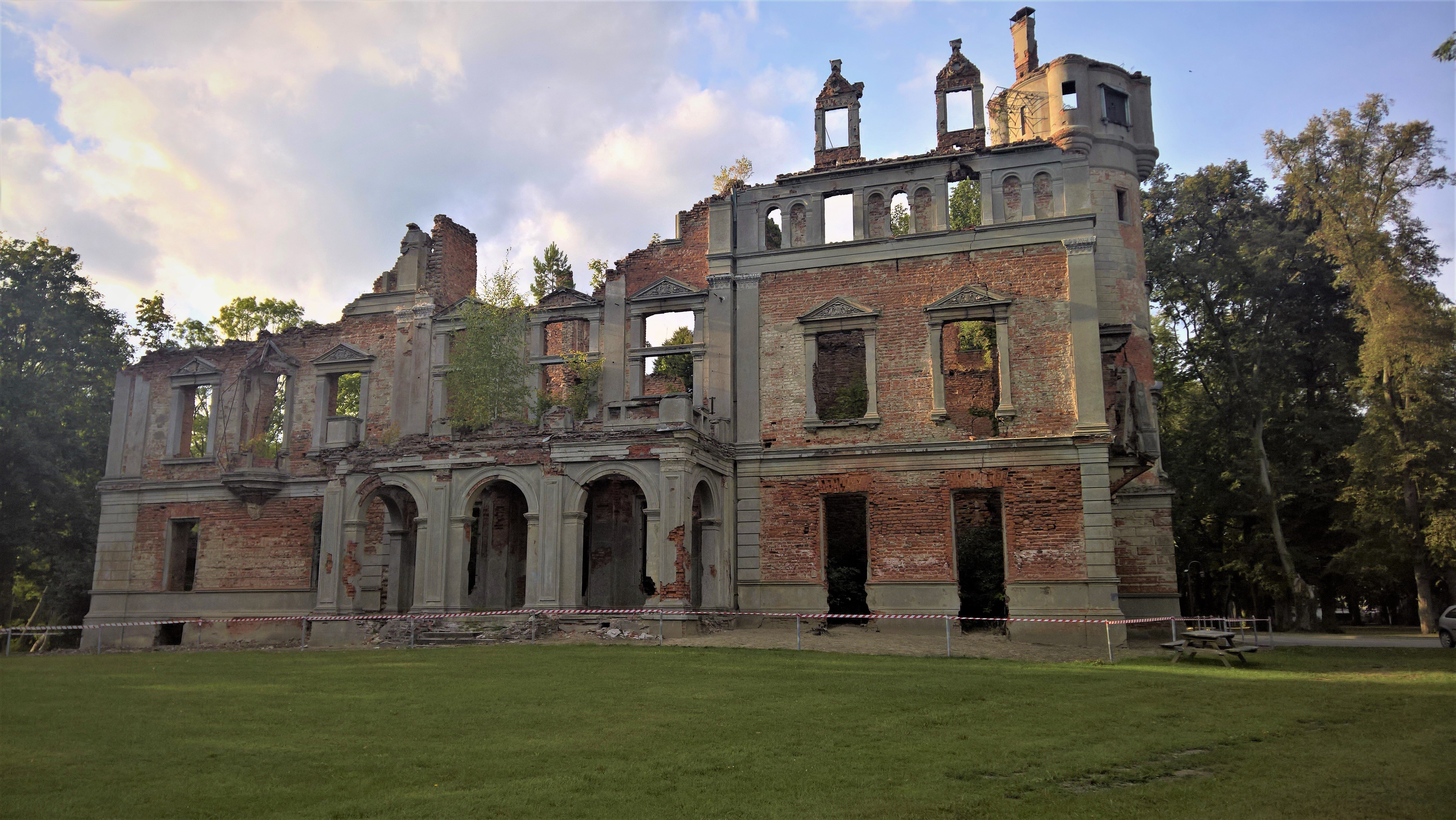 Runowo Palace-官方