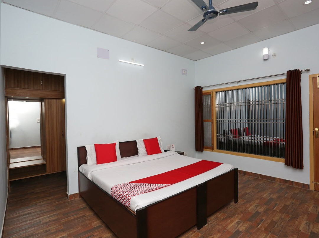 OYO 19775 Sunita Mount View