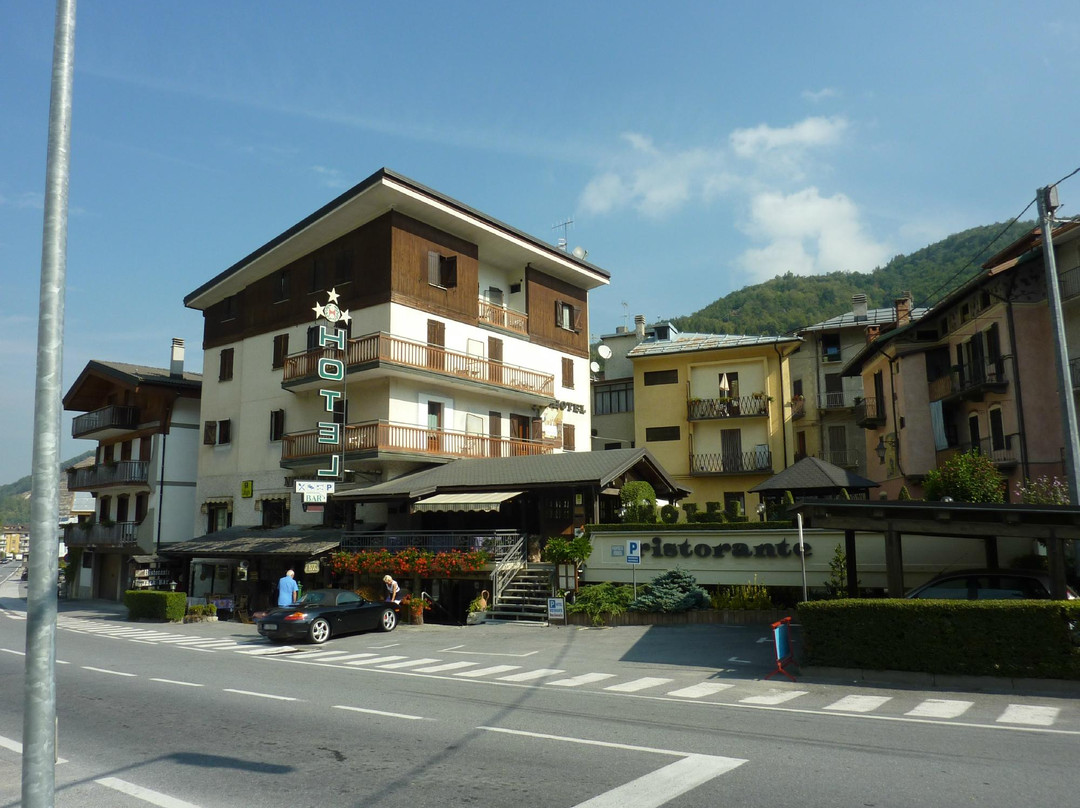 Vernante酒店住宿-Albergo Nazionale
