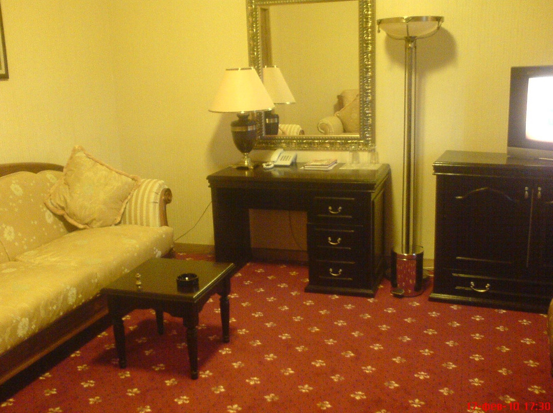 My Way Hotel