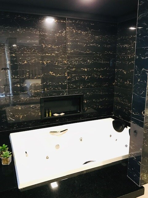 103 Hotel & Flats主图