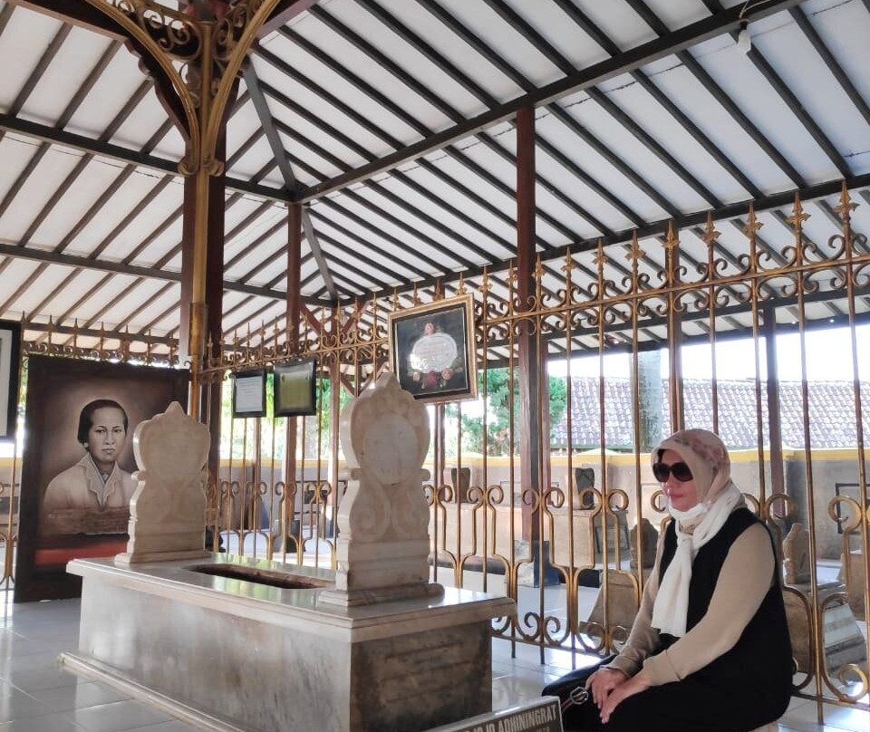 Makam Ra Kartini景点图片