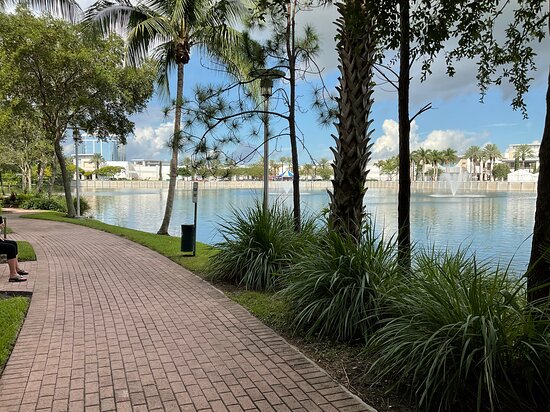 Hilton Garden Inn Palm Beach Gardens-浴室