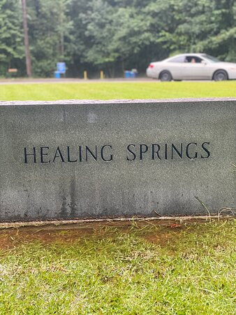 God's Acre Healing Springs景点图片