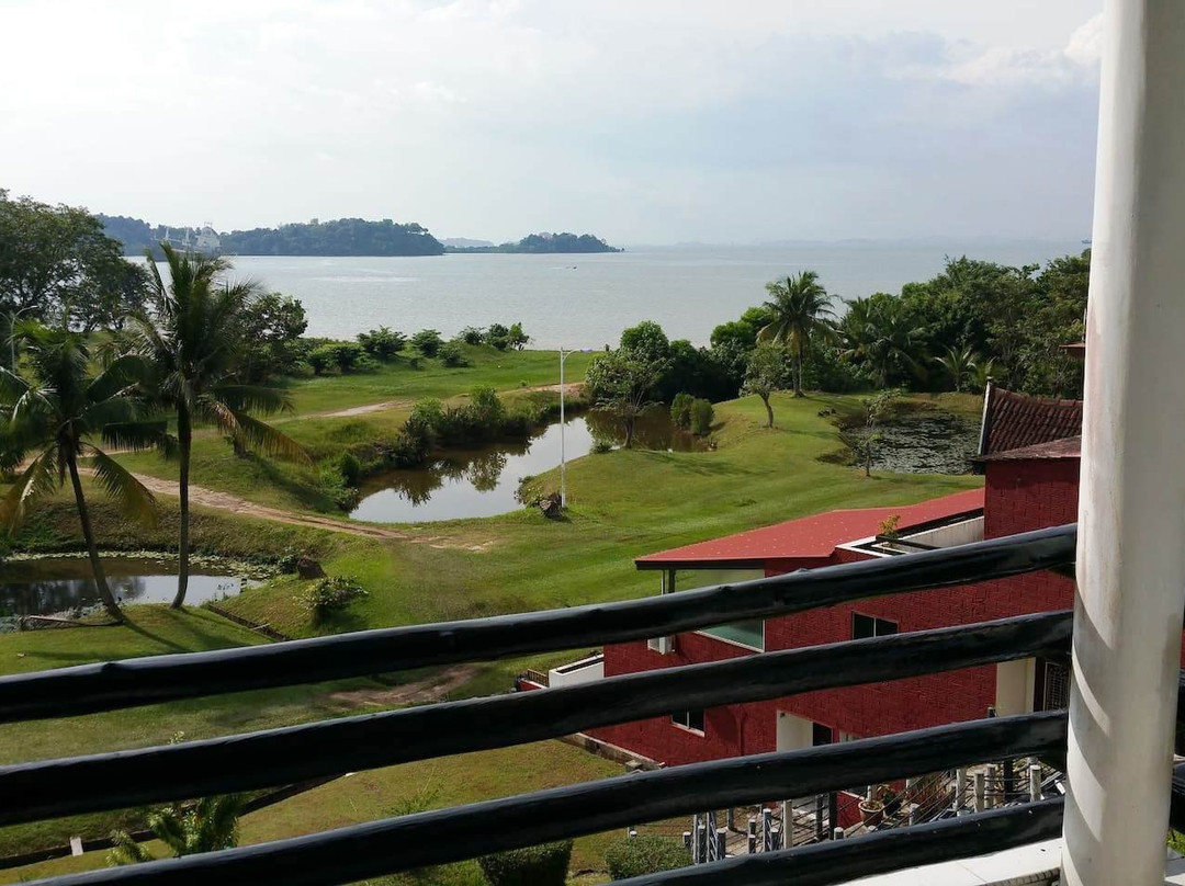 Indah Puri Golf Resort景点图片