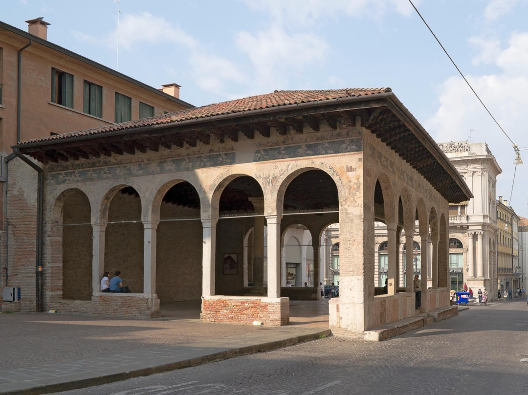 Loggia dei Cavalieri-特雷维索必去景点