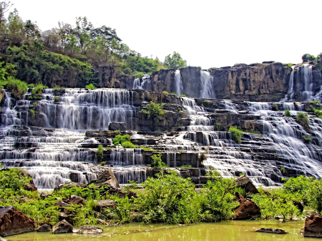 Pongour Falls景点图片