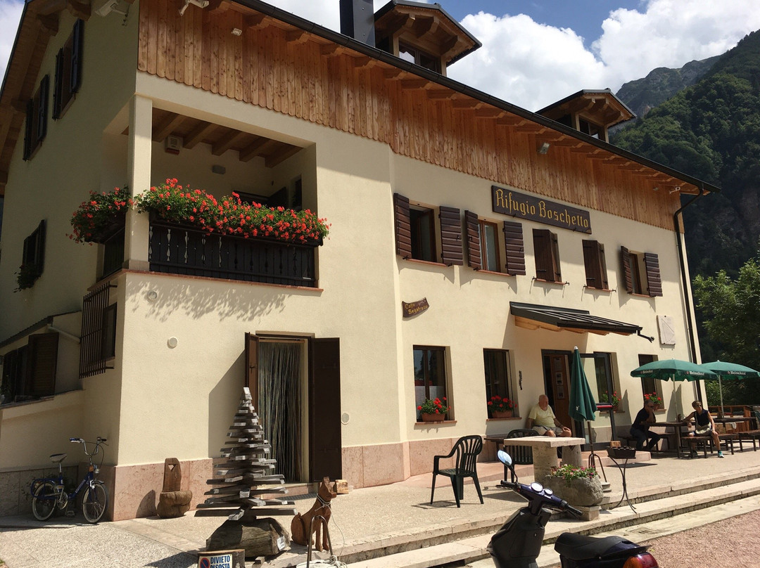 Giazza餐馆和美食-Rifugio Boschetto Ristorante