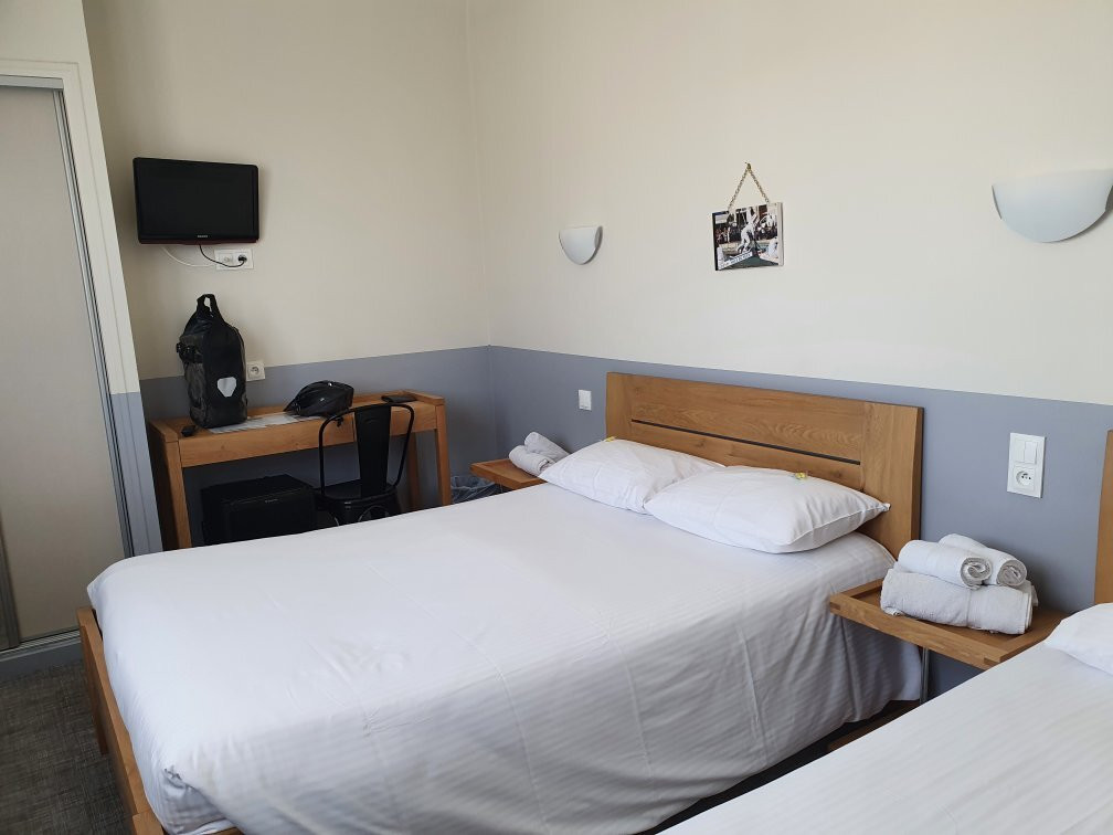 Logis Hôtel Les Sables d'Or主图