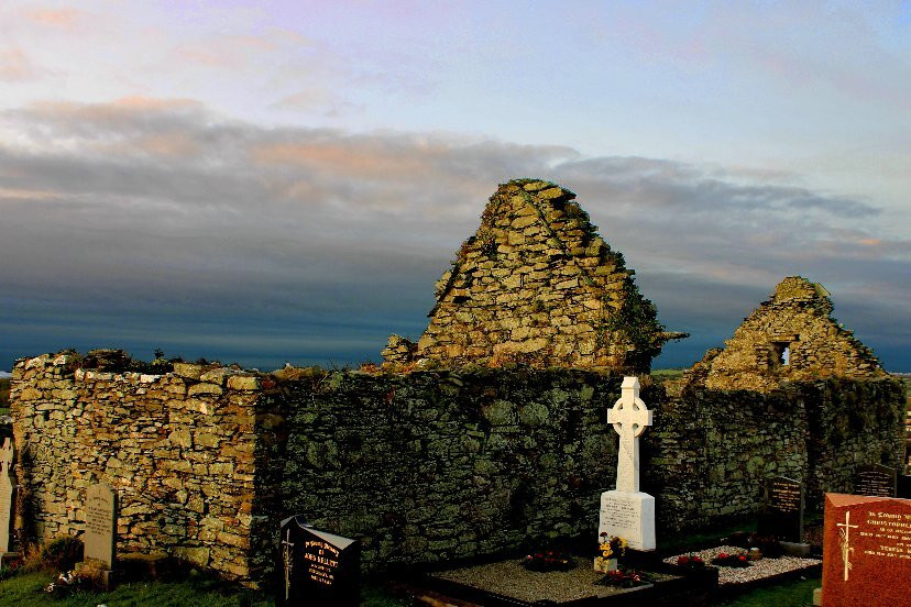 The Mullagh Graveyard-Clogherhead必去景点