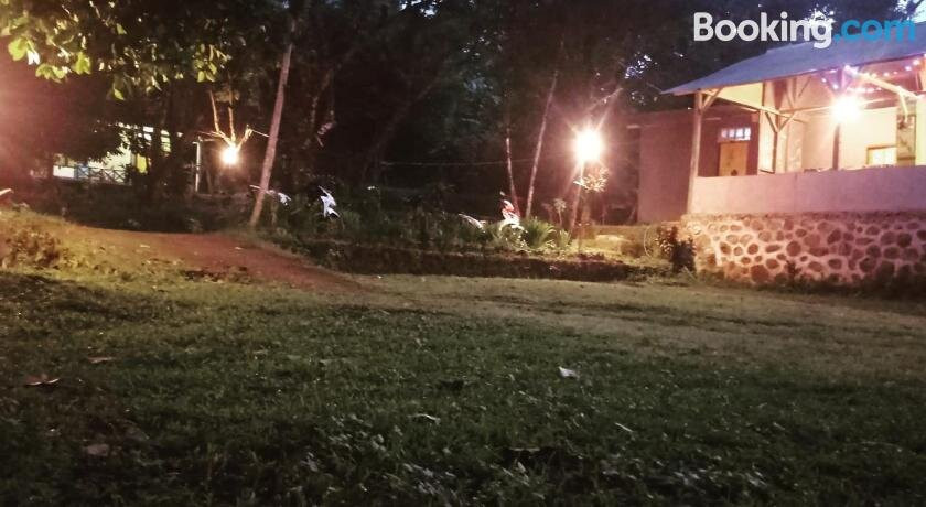 Bukit Senaru Homestay主图