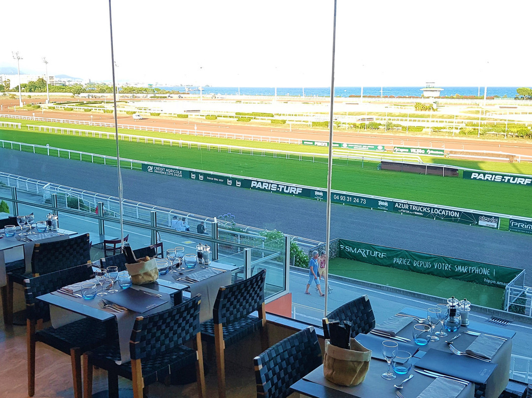 Pavillon De L'Hippodrome景点图片