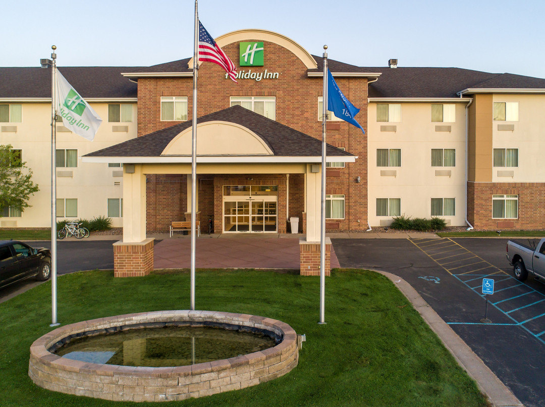 Holiday Inn Conference Ctr Marshfield by IHG主图