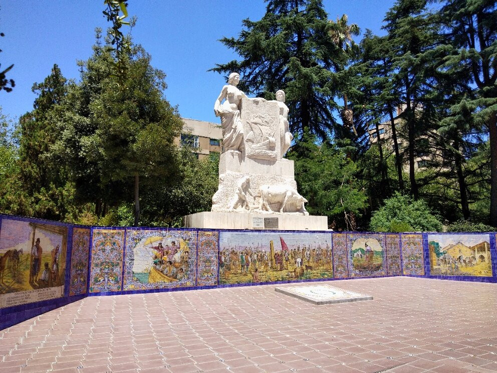 Plaza España-门多萨必去景点