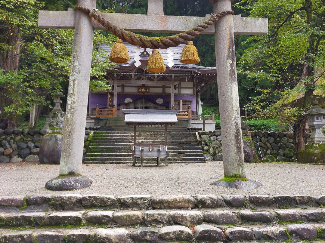 Shirakawa Hachiman Shrine-白川村必去景点