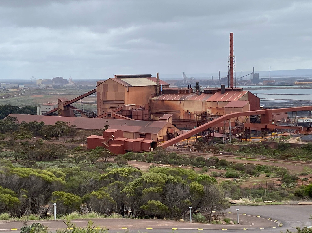 Hummock Hill Lookout-Whyalla必去景点