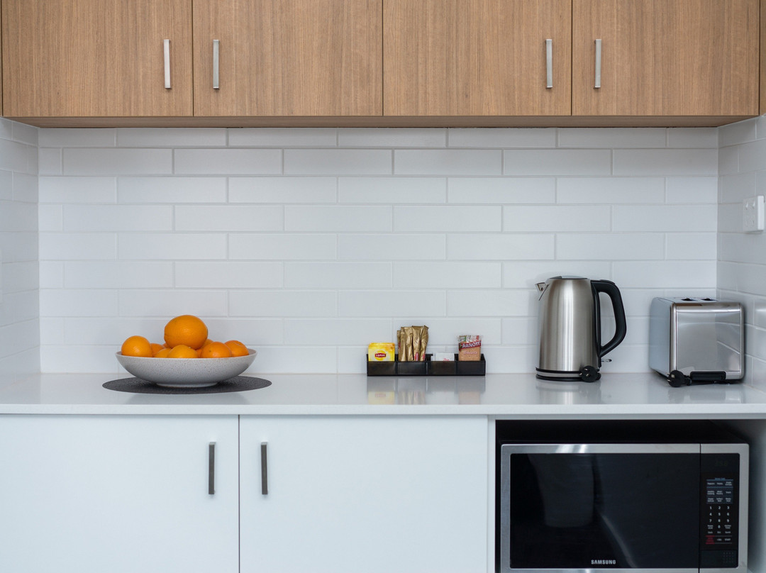 Littomore Suites Bathurst主图