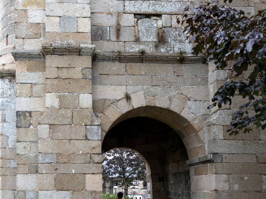 La vieille Tour-Paimpol必去景点