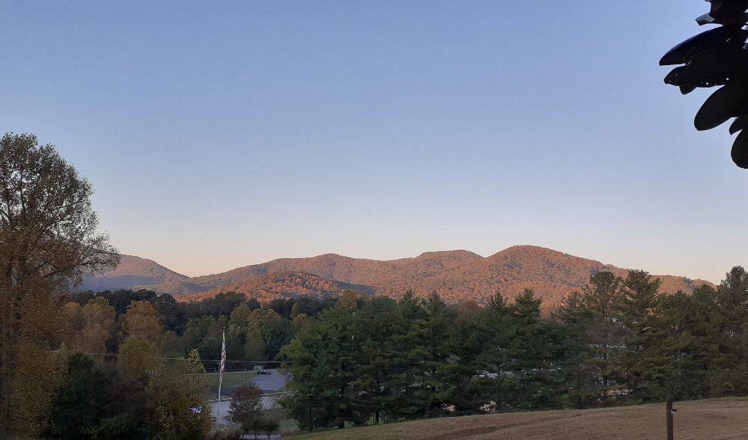 Lake Chatuge Lodge主图