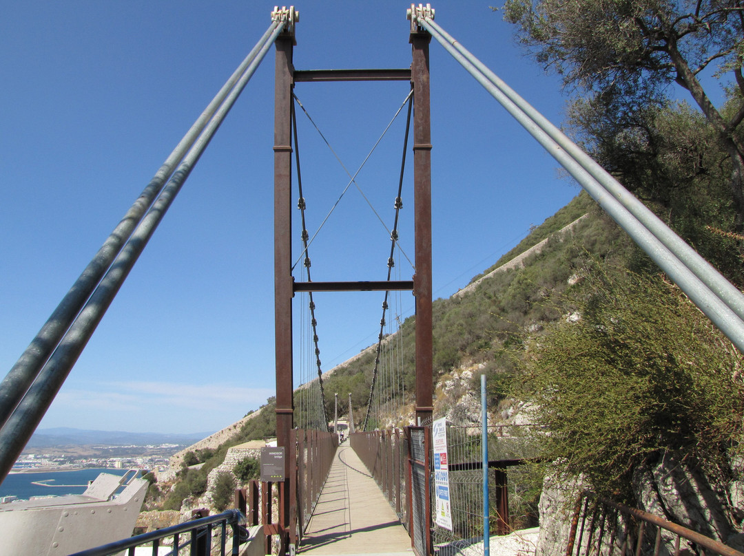 Windsor Suspension Bridge-Westside必去景点