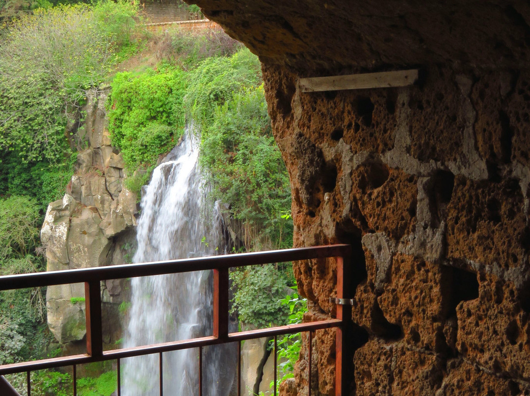 Cascata dei Cavaterra-Nepi必去景点