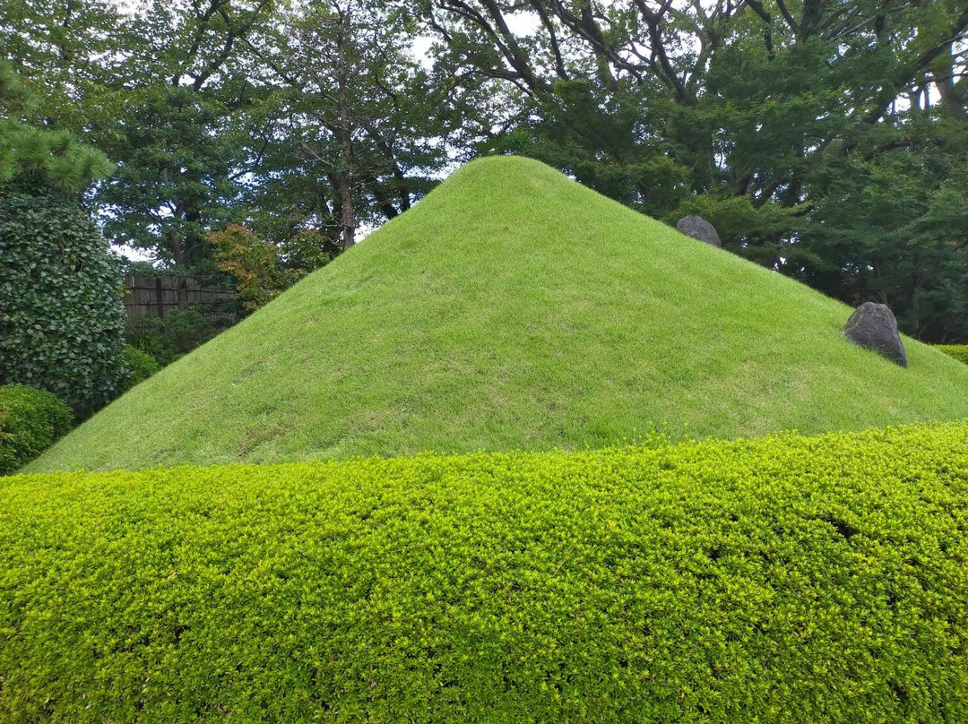 Momijiyama Park景点图片