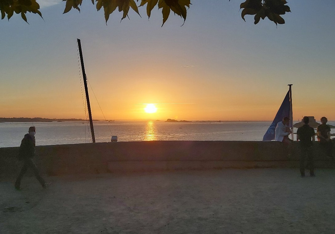 Plage de Bon-Secours-圣马洛必去景点