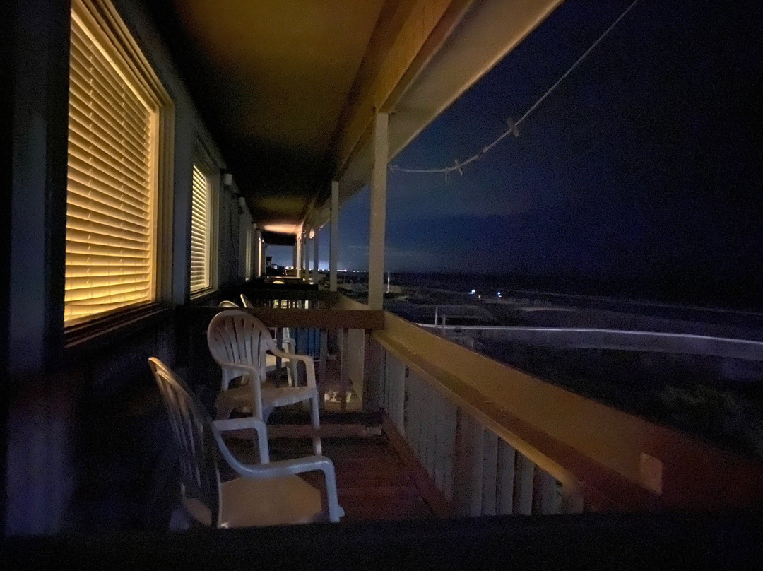 Jolly Roger Inn & Pier主图